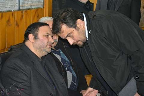 پای ژن خوب در میان است! / داداشی: واردات کالای چینی در منطقه آزاد ضربات مهلکی به اقتصاد کشور زده است! / لاهوتی: شفافیت مالی در منطقه آزاد وجود ندارد ؛ منطقه آزاد انزلی باید کارکرد استانی پیدا کند پای ژن خوب در میان است! / داداشی: واردات کالای چینی در منطقه آزاد ضربات مهلکی به اقتصاد کشور زده است! / لاهوتی: شفافیت مالی در منطقه آزاد وجود ندارد ؛ منطقه آزاد انزلی باید کارکرد استانی پیدا کند