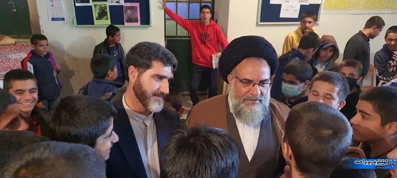 به معلمین برای تربیت دینی اعتماد داریم / همه مدیون آموزش و پرورش هستیم