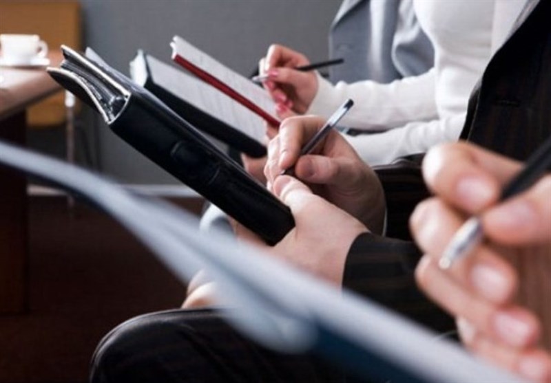 جامعهای که خبرنگارش در راهروی دادگستریها باشد، مملو از فساد است