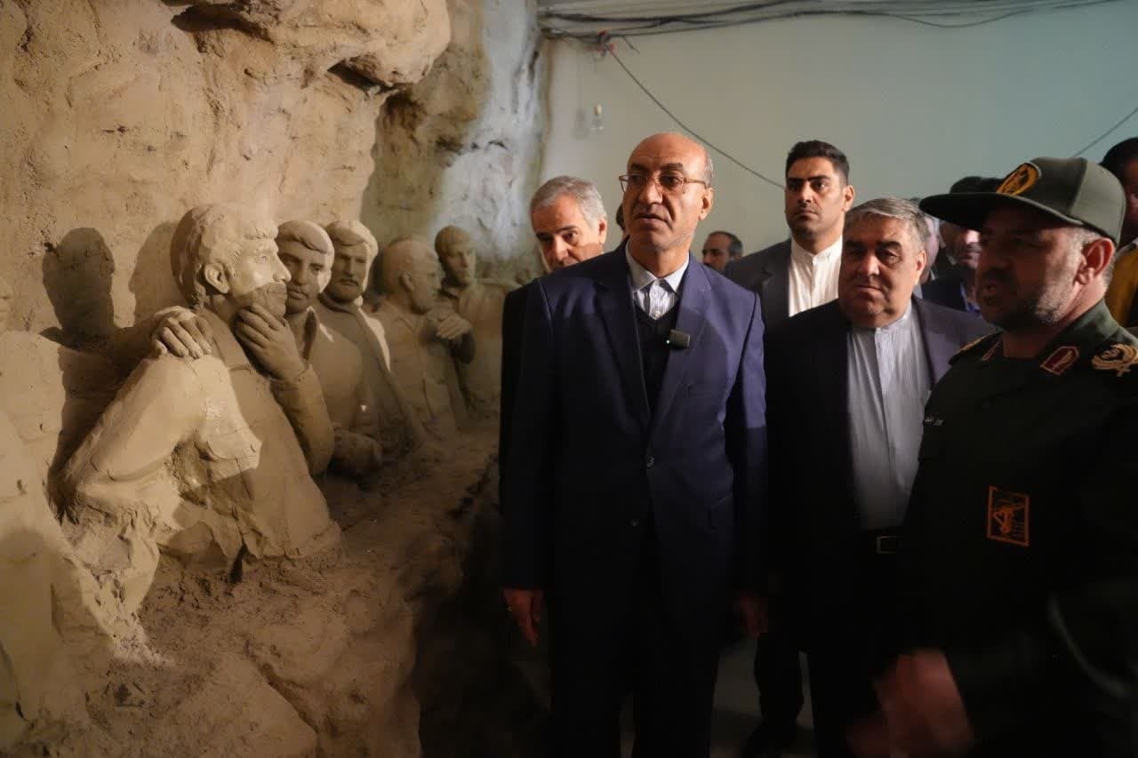 با تکمیل پروژه احداث جاده ارتباطی گیلانغرب سومار شهرستان گیلانغرب از بن&zwnj;بست خارج می&zwnj;شود