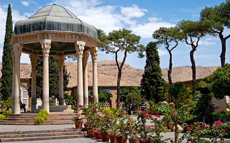 پروژه خط ۲ مترو شیراز با موافقت مجموعه میراث در حال اجراست پروژه خط ۲ مترو شیراز با موافقت مجموعه میراث در حال اجراست