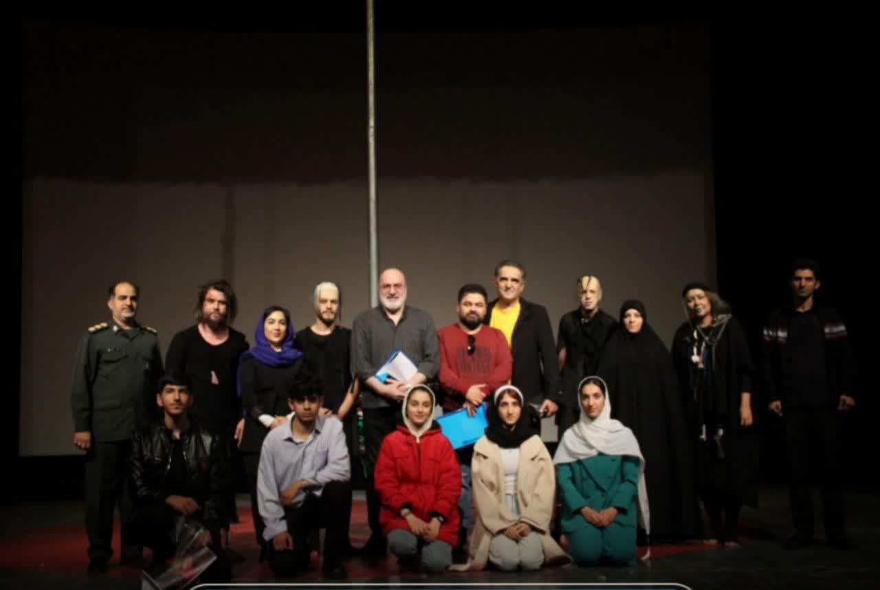 خان نخست هنر ششم در لرستان/ نمایشهای روز اول جشنواره اجرا شد