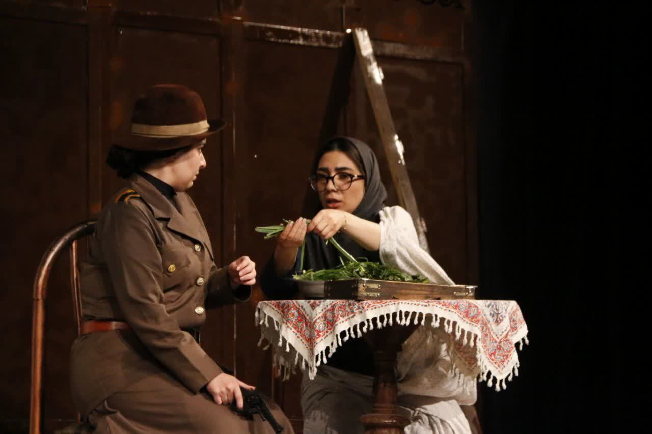 هنر ششم در خان دوم/ هنرمندان جشنواره تئاتر لرستان روزی متفاوت را رقم زدند