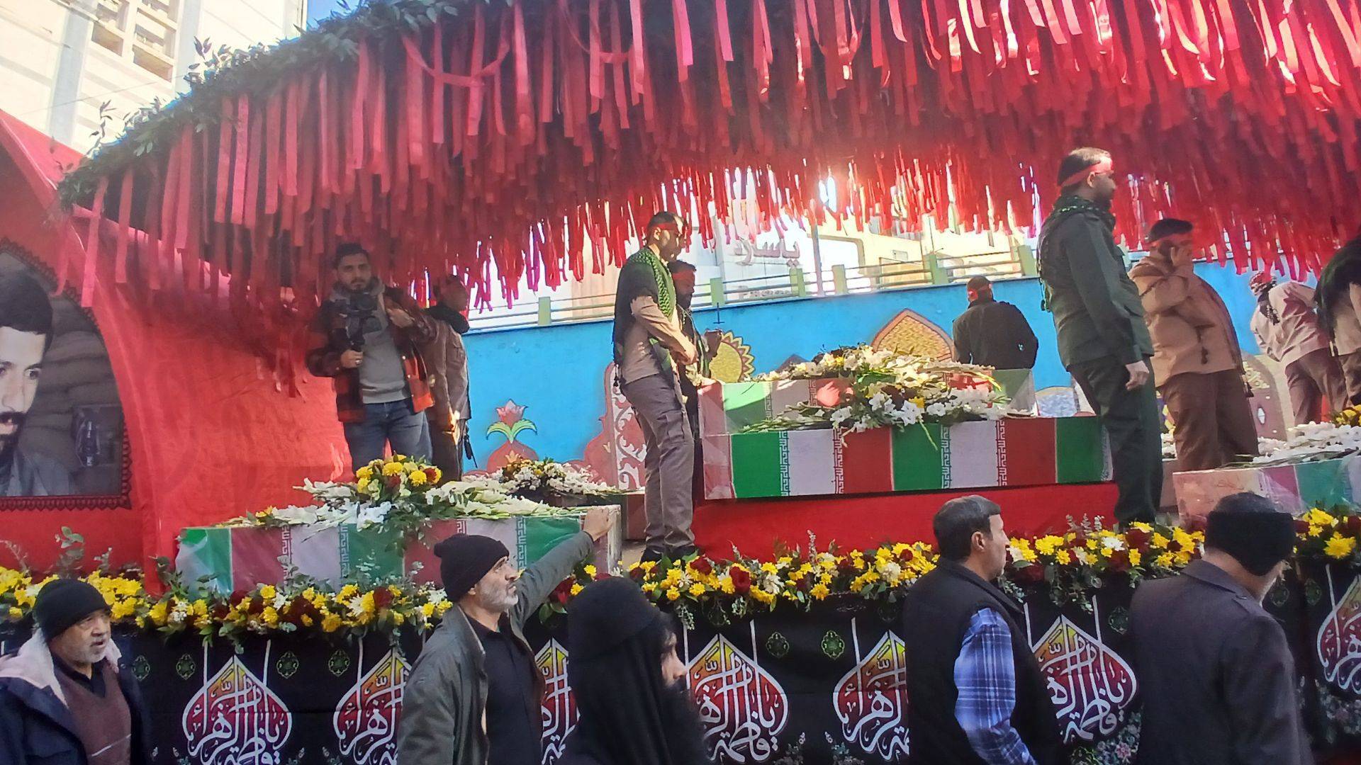 حال و هوای کرج با تشییع پیکر 8 شهید گمنام دفاع مقدس فاطمی&zwnj;تر شد+فیلم