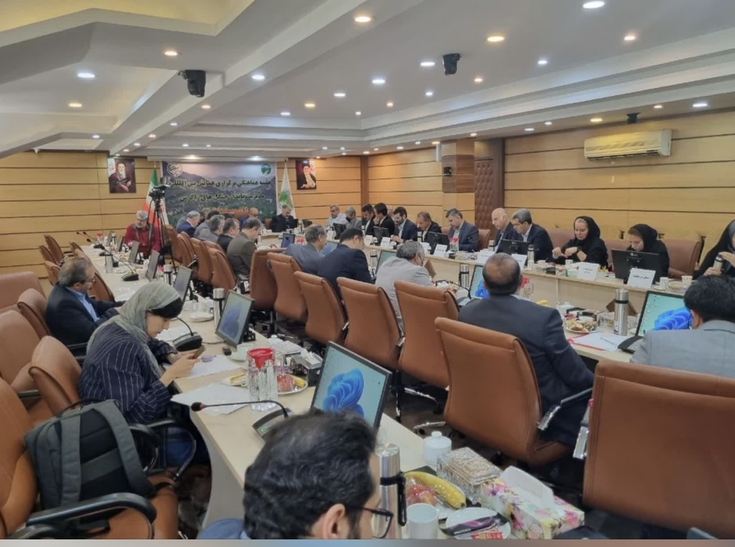 لزوم مشارکت جوامع محلی در نگهداری و احیای جنگلهای زاگرس لزوم مشارکت جوامع محلی در نگهداری و احیای جنگلهای زاگرس