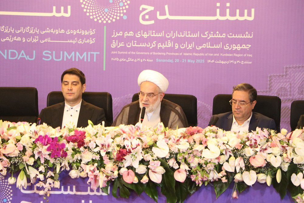 تقویت پیوندهای فرهنگی و علمی میان کردستان ایران و اقلیم کردستان ضرورتی راهبردی است