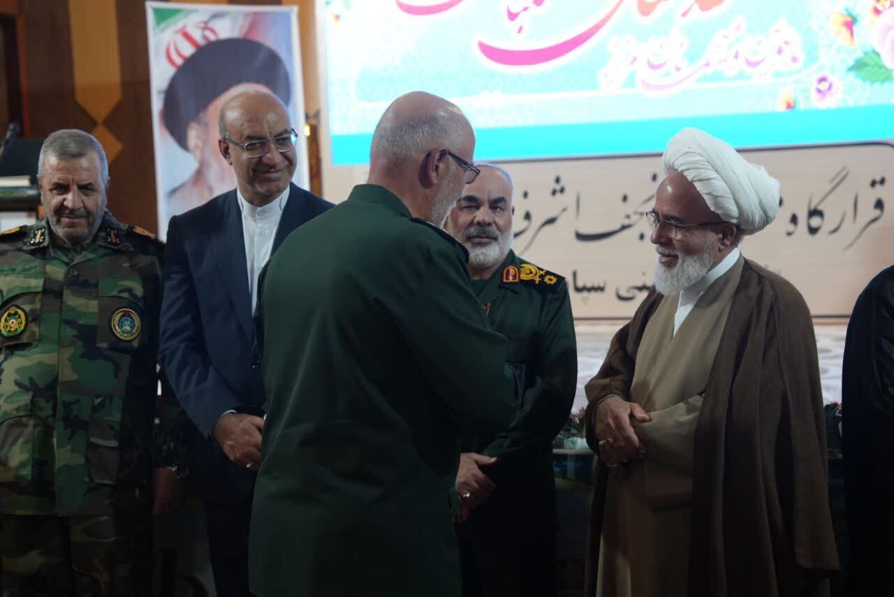فرمانده جدید قرارگاه نجف اشرف نیروی زمینی سپاه معرفی شد فرمانده جدید قرارگاه نجف اشرف نیروی زمینی سپاه معرفی شد