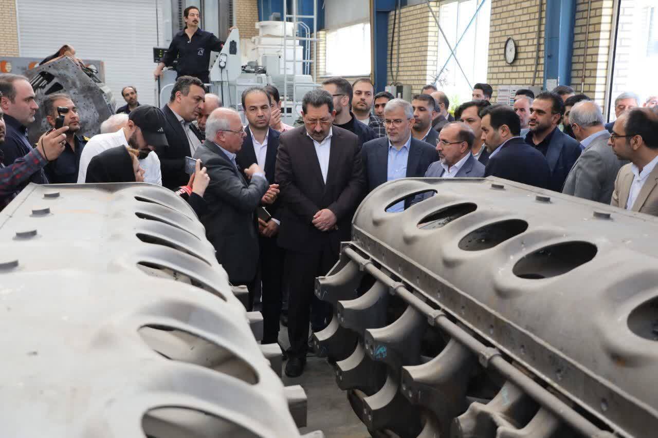 البرز قطب صنعتی کشور است و باید ظرفیتهای بومیسازی افزایش یابد البرز قطب صنعتی کشور است و باید ظرفیتهای بومیسازی افزایش یابد