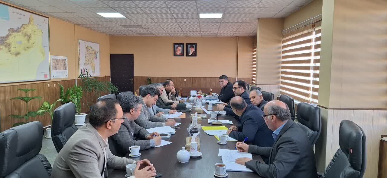 بررسی راهکارهای مقابله با برداشت‌های غیرمجاز آب در سمنان