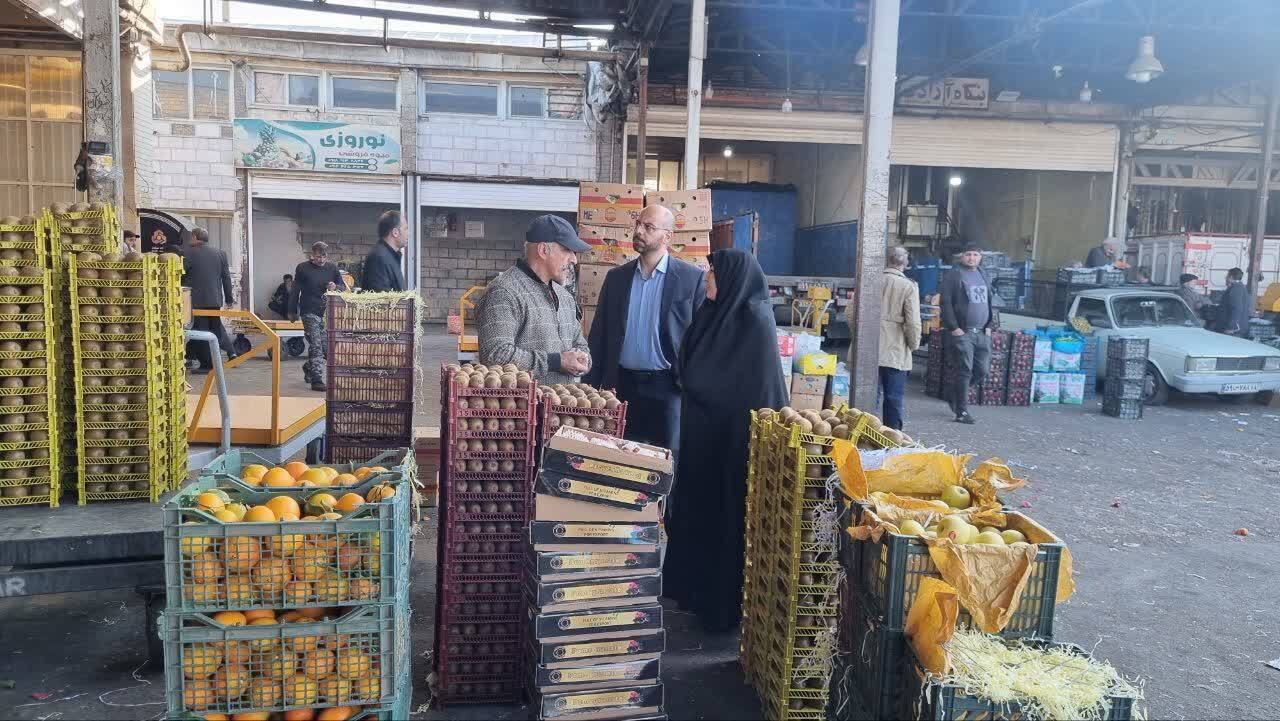 صدور حکم پلمب پنج حجره گرانفروش در میدان میوه و ترهبار همدان صدور حکم پلمب پنج حجره گرانفروش در میدان میوه و ترهبار همدان