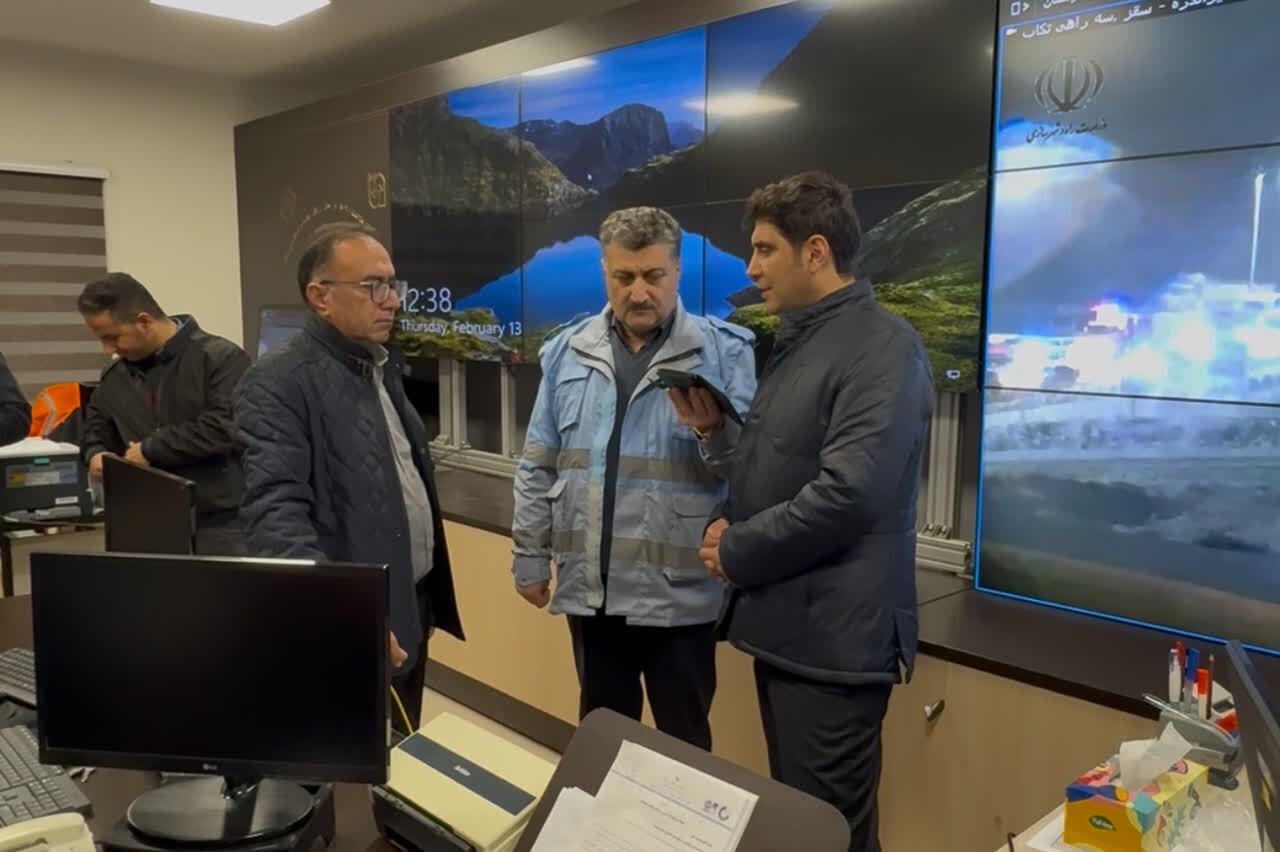  بازدید سرزده استاندار کردستان از مراکز خدمات‌رسان در نیمه‌شب/ تأکید بر آمادگی کامل در برابر موج جدید بارش‌ها