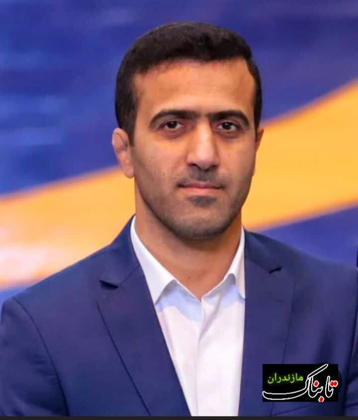 با تماس درستکار، مومنی از سالن فرار کرد