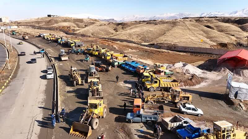 برپایی ۲۳ ایستگاه برف&zwnj;روبی در سنندج/ شهرداری برای زمستان برفی آمادگی کامل دارد